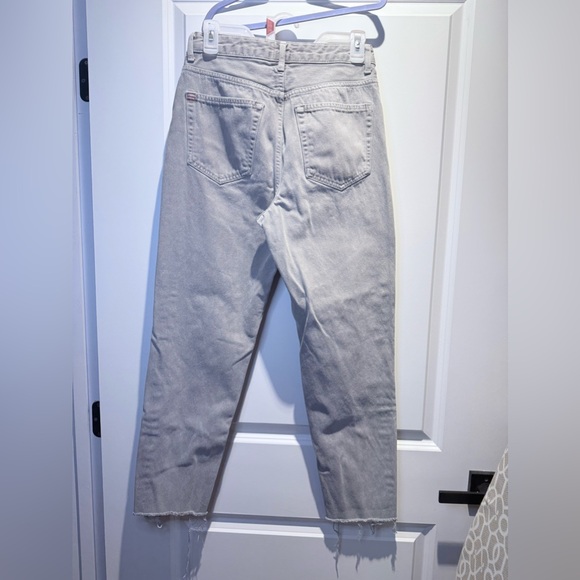 Urban Outfitters BDG light grey mom jeans 100% cotton raw hem - Picture 5 of 9